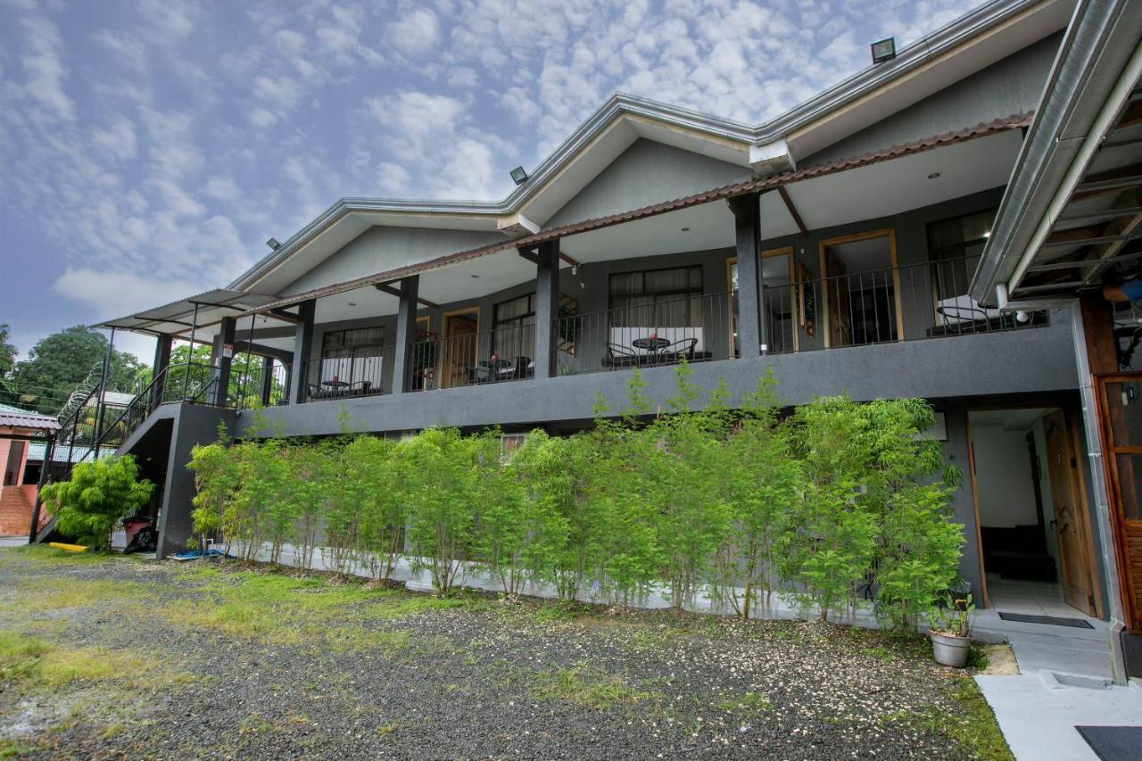 Coati Arenal Lodge La Fortuna ภายนอก รูปภาพ