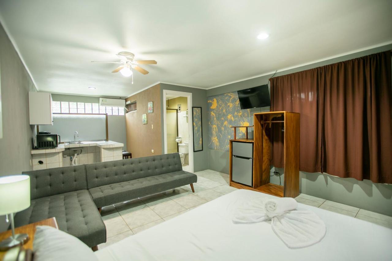 Coati Arenal Lodge La Fortuna ภายนอก รูปภาพ