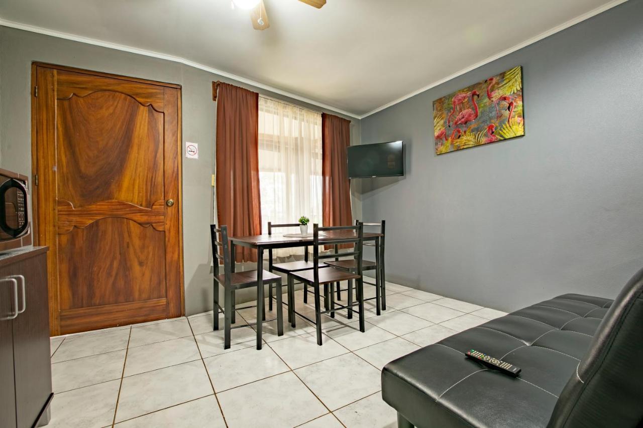 Coati Arenal Lodge La Fortuna ภายนอก รูปภาพ