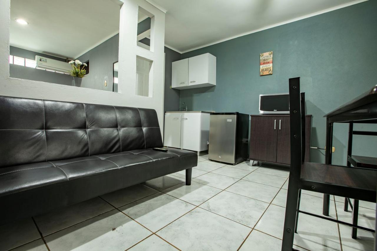Coati Arenal Lodge La Fortuna ภายนอก รูปภาพ