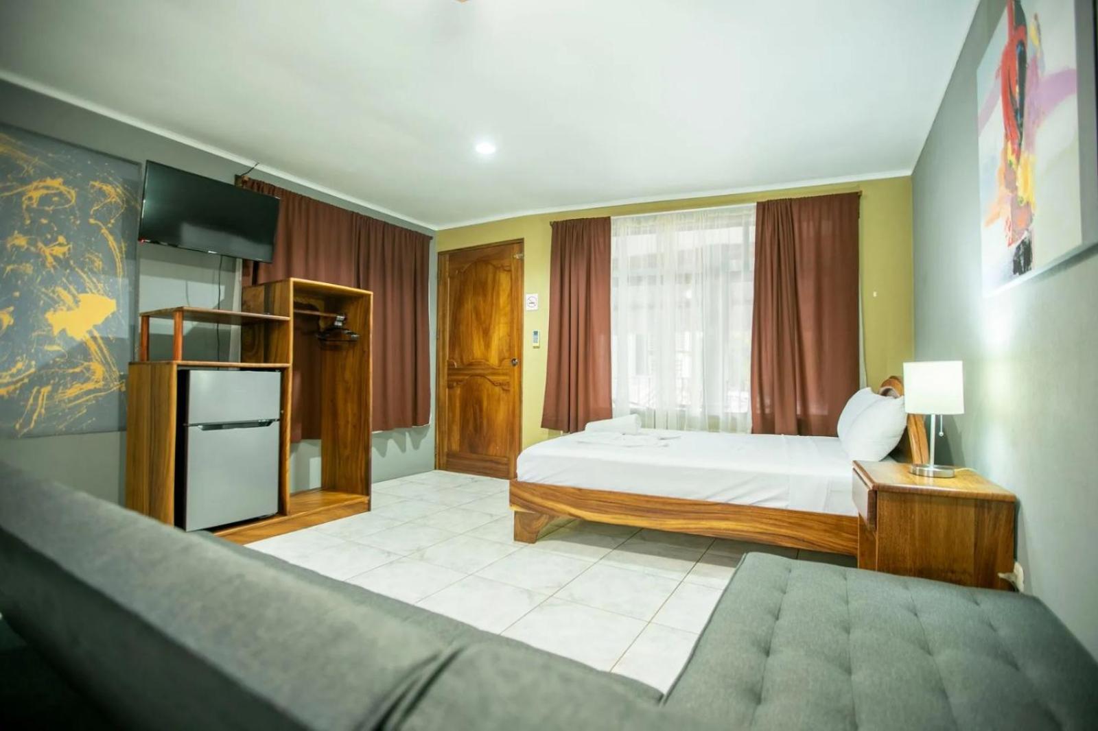 Coati Arenal Lodge La Fortuna ภายนอก รูปภาพ